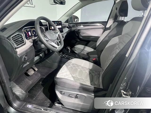 Volkswagen Tayron 2024 Серебристо-серый из Китая, фото 2