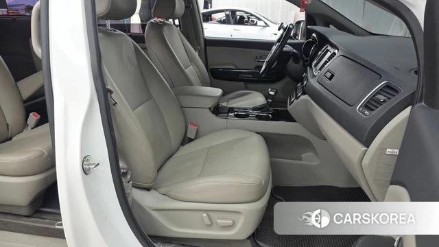 Kia The New Carnival 2019 Белый из Кореи, фото 2