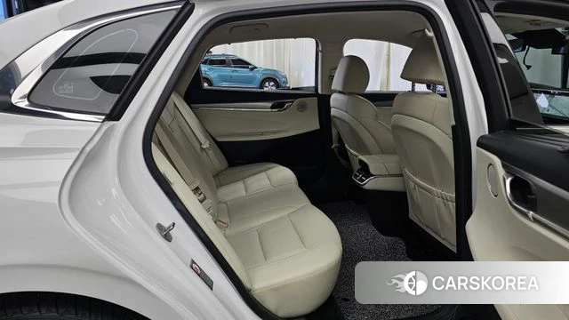 Hyundai The New Grandeur IG Hybrid 2022 Белый из Кореи, фото 2