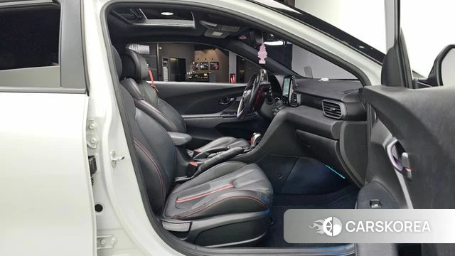 Hyundai Veloster (JS) 2018 Белый из Кореи, фото 2
