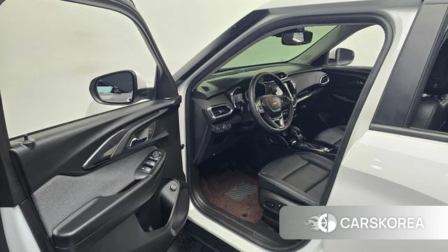 Chevrolet (GM Daewoo) Trailblazer 2022 Белый из Кореи, фото 2