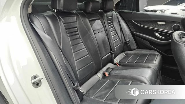 Mercedes-Benz E-Class W213 2020 Белый из Кореи, фото 2