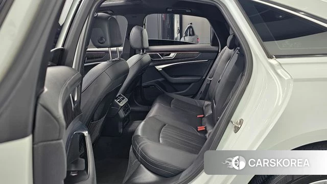 Audi A6 (C8) 2021 Белый из Кореи, фото 2
