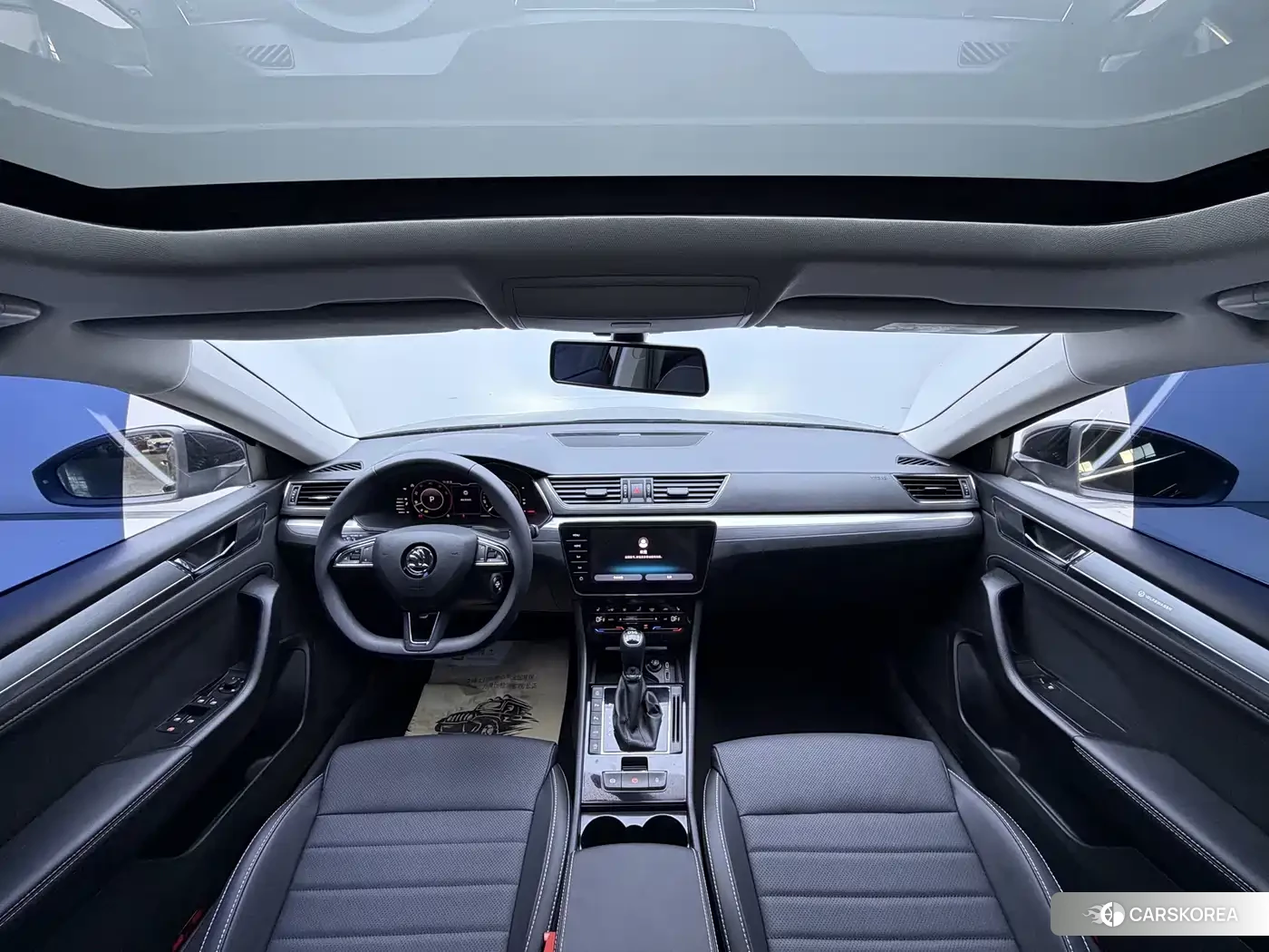 Skoda Superb 2023 Черный из Китая, фото 2