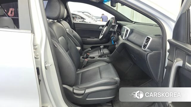 Kia Sportage The Bold 2019 Серебряный из Кореи, фото 2