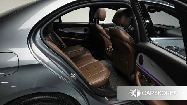 Mercedes-Benz E-Class W213 2021 Серый из Кореи, фото 4