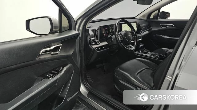 Kia Sportage 5th Generation 2021 Серебристо-серый из Кореи, фото 2
