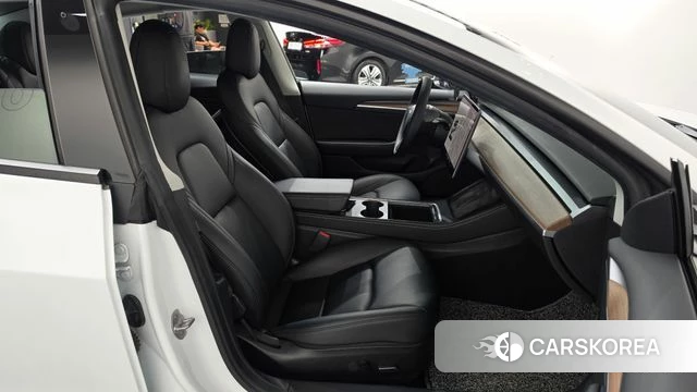 Tesla Model 3 2021 Белый из Кореи, фото 2