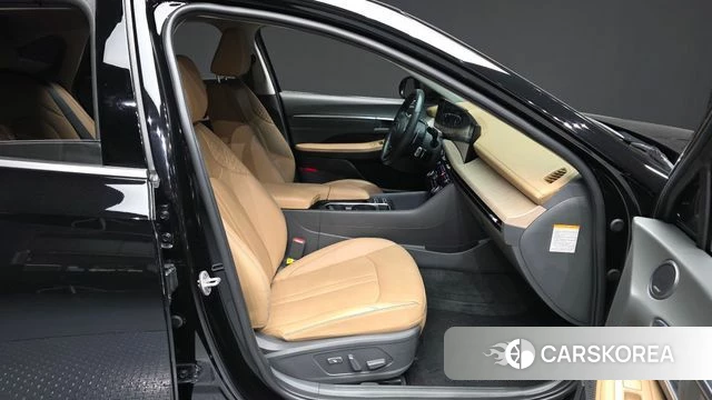 Hyundai Sonata D Edge Hybrid (DN8) 2023 Черный из Кореи, фото 2