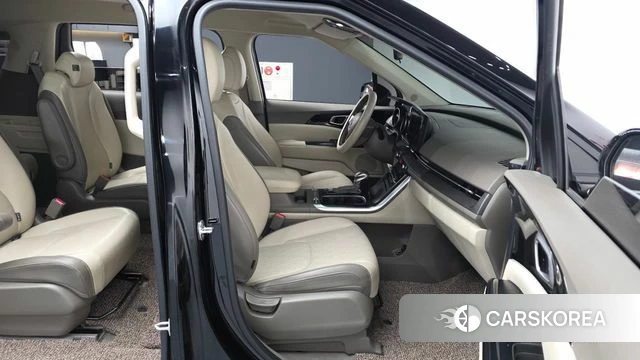 Kia Carnival 4th generation 2021 Черный из Кореи, фото 2