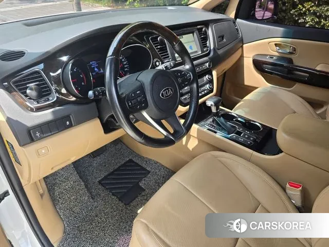Kia The New Carnival 2019 Белый из Кореи, фото 2