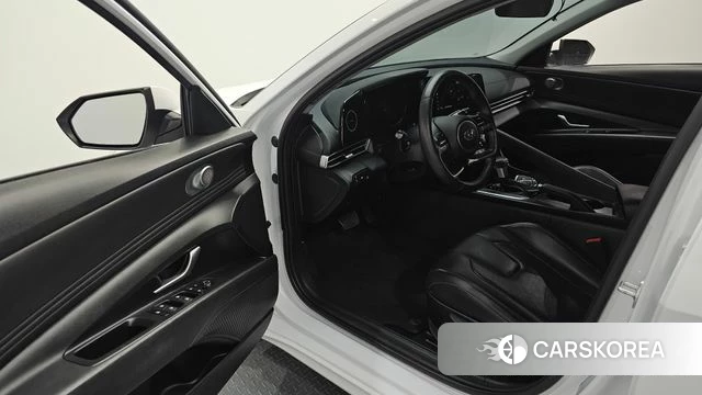 Hyundai Avante (CN7) 2023 Белый из Кореи, фото 2