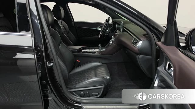Genesis G70 2018 Черный из Кореи, фото 2