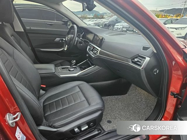 BMW 3 Series (G20) 2021 Красный из Кореи, фото 2