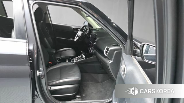 Hyundai Venue 2021 Серый из Кореи, фото 2