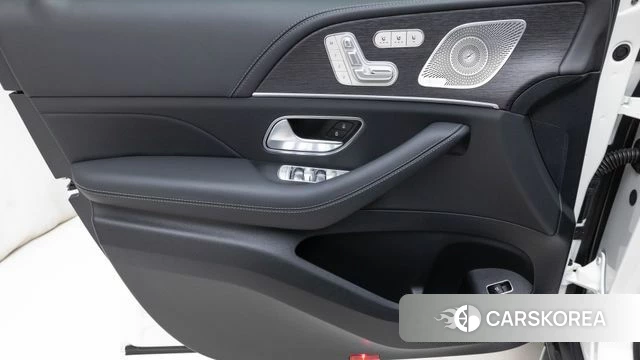 Mercedes-Benz GLE-Class W167 2026 Белый из Кореи, фото 2