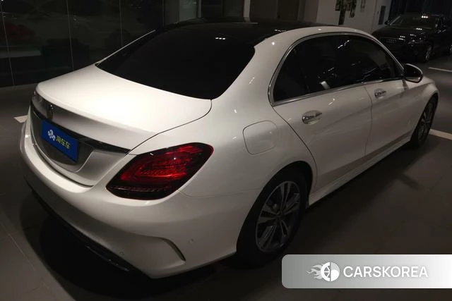 Mercedes-Benz C-class 2021 Белый из Китая, фото 2