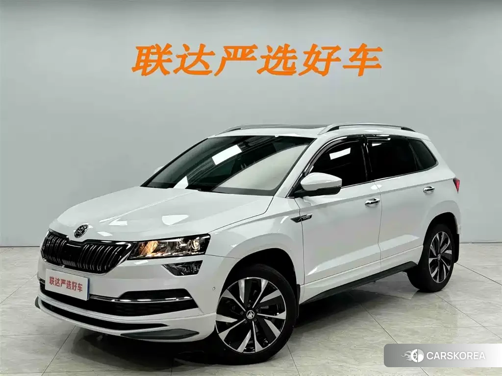 Skoda Karoq 2024 Белый из Китая, фото 2