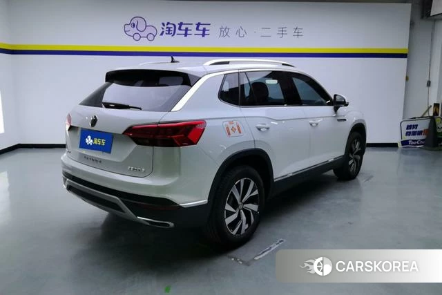Volkswagen Tharu 2022 Белый из Китая, фото 2