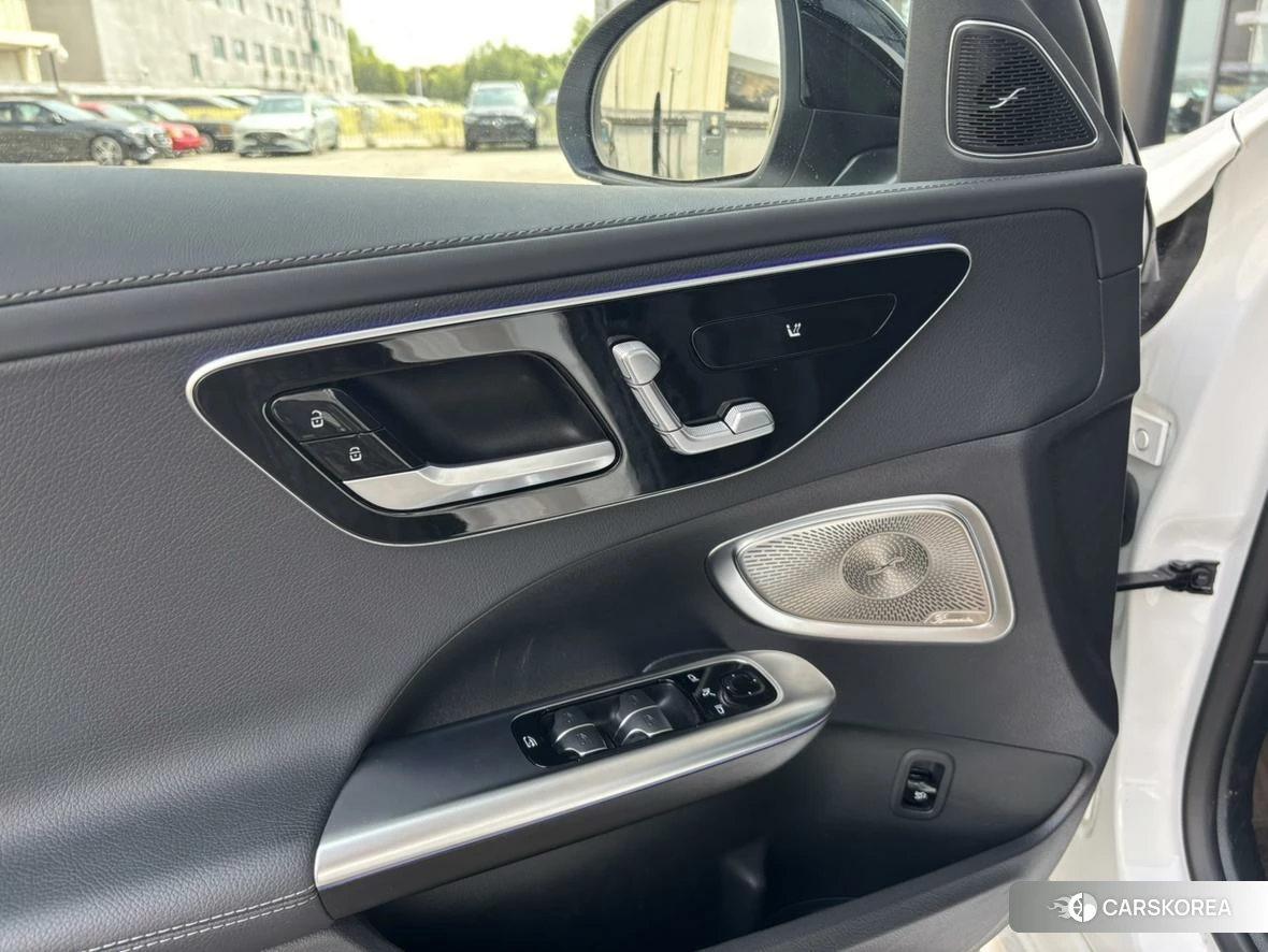 Mercedes-Benz C-class 2025 Белый из Китая, фото 2