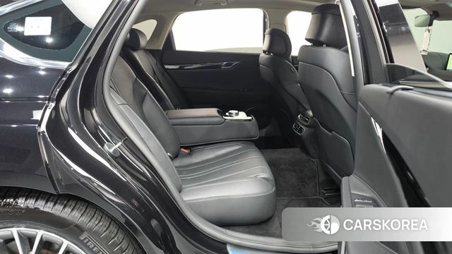 Genesis G80 (RG3) 2023 Черный из Кореи, фото 2