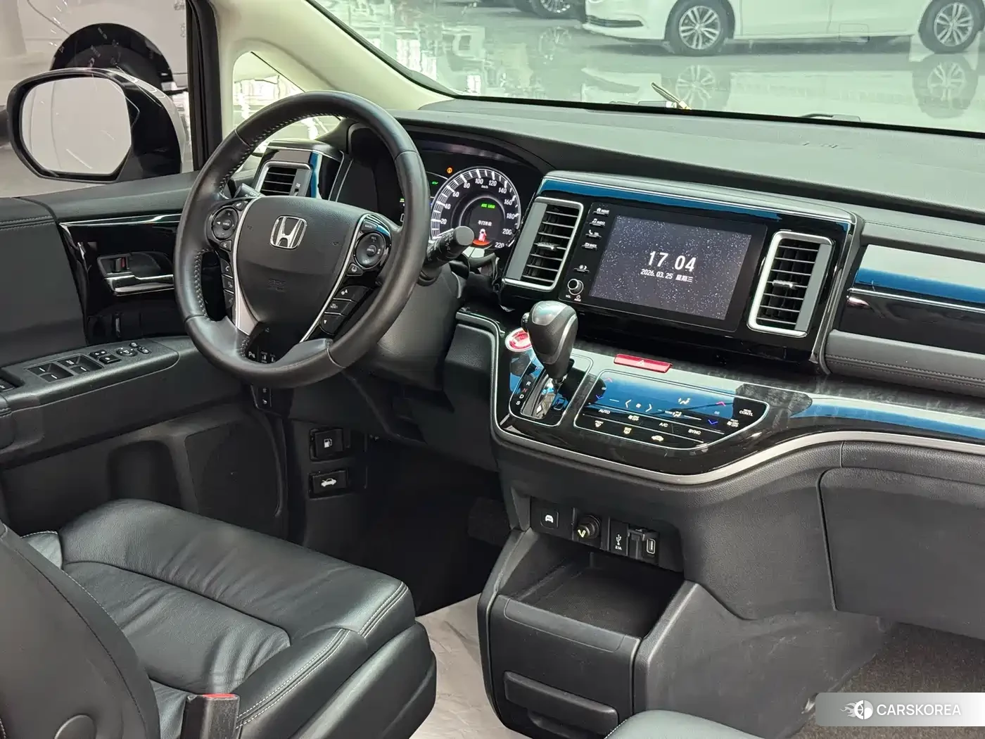 Honda Elysion 2021 Белый из Китая, фото 3