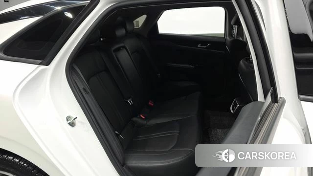 Kia K5 3rd generation 2022 Белый из Кореи, фото 2