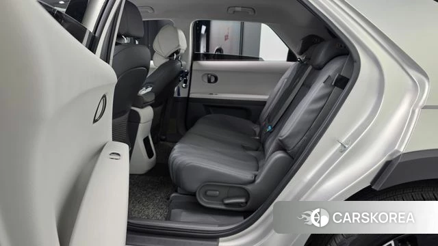 Hyundai The New Ionic 5 2025 Серебристо-серый из Кореи, фото 2