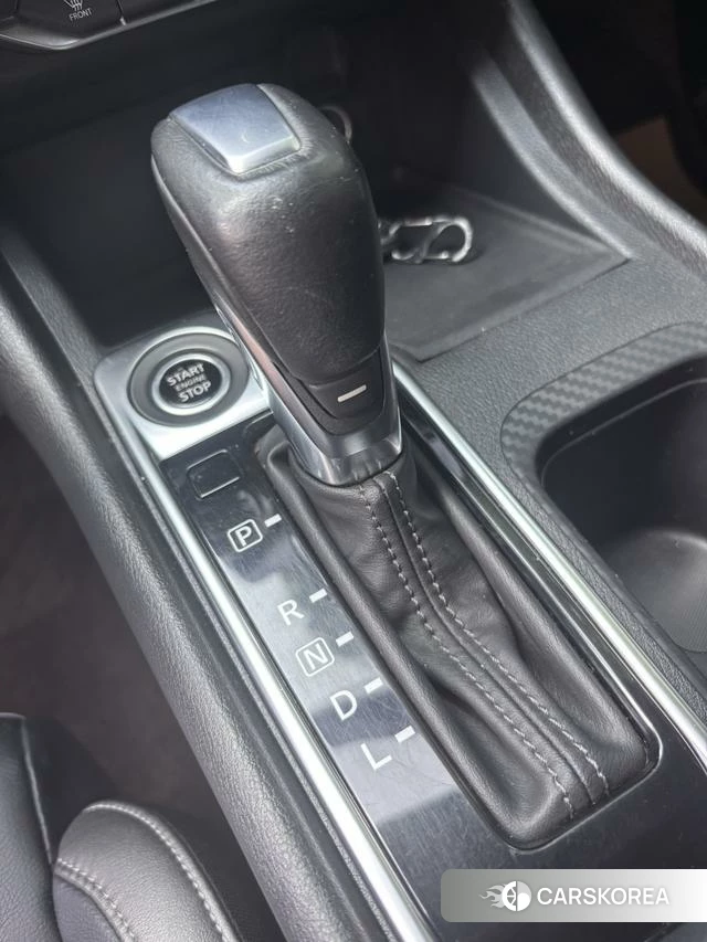 Nissan Sylphy 2021 Белый из Китая, фото 2
