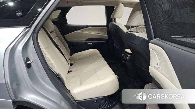 Lexus RX350h 5th generation 2025 Серебристо-серый из Кореи, фото 2