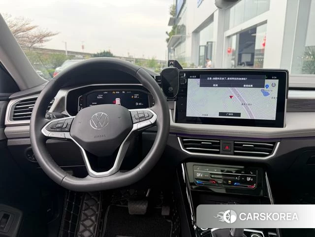 Volkswagen Tayron 2023 Белый из Китая, фото 2