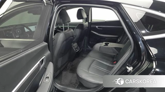 Hyundai Sonata D Edge Hybrid (DN8) 2023 Черный из Кореи, фото 2