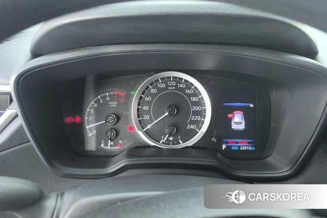 Toyota Corolla 2023 Белый из Китая, фото 2