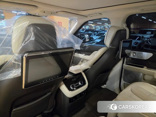 Lincoln Navigator 4th generation 2020 Черный из Кореи, фото 2