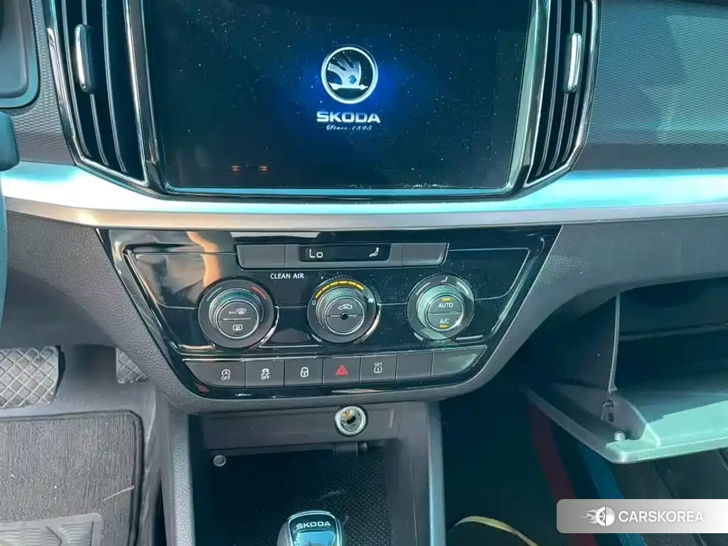 Skoda Kamiq 2024 Белый из Китая, фото 2