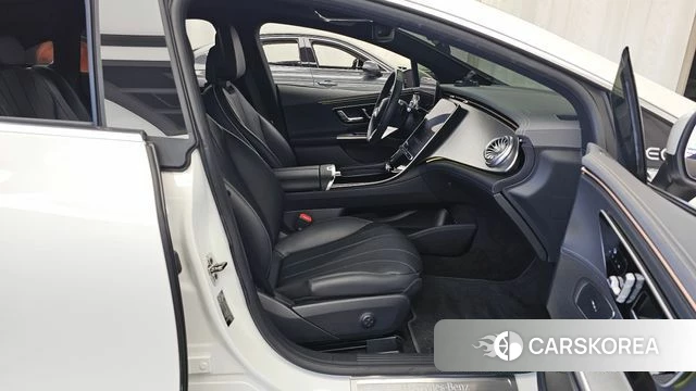 Mercedes-Benz EQE V295 2023 Белый из Кореи, фото 2