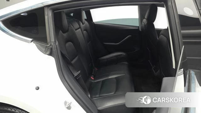 Tesla Model 3 2020 Белый из Кореи, фото 2