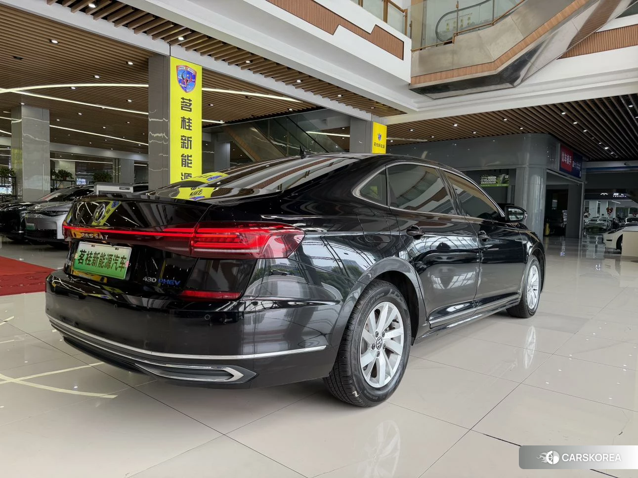 Volkswagen Passat 2021 Черный из Китая, фото 2