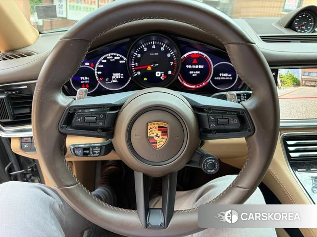 Porsche Panamera (971) 2022 Зеленый из Кореи, фото 2
