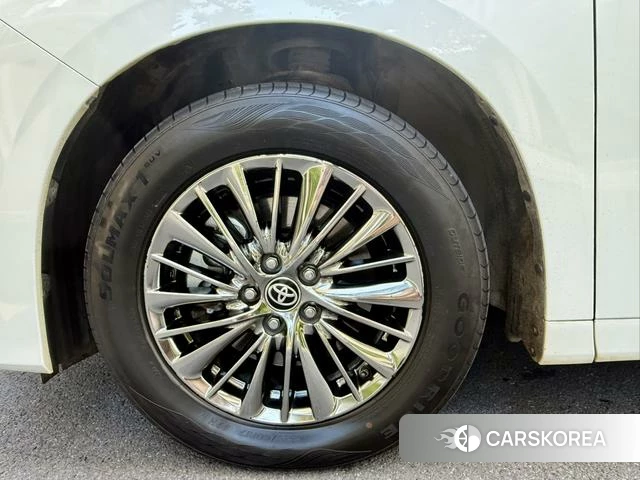 Toyota Alphard 2021 Белый из Китая, фото 2