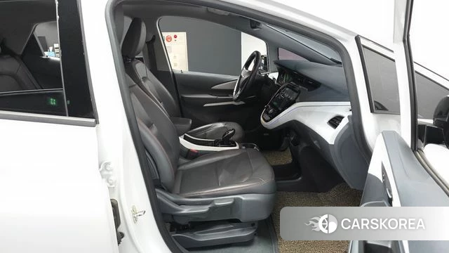 Chevrolet (GM Daewoo) Bolt EV 2019 Белый из Кореи, фото 2