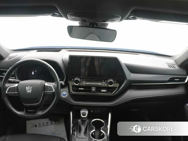 Toyota Crown 2021 Черный из Китая, фото 2