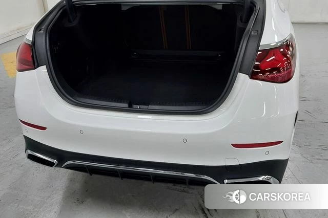 Mercedes-Benz E-Class W214 2026 Белый из Кореи, фото 2
