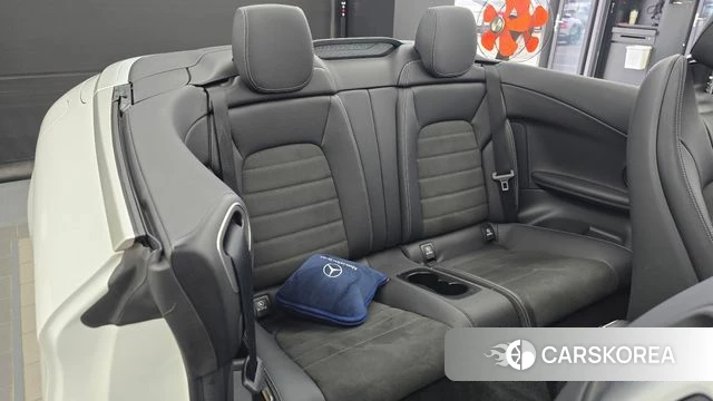 Mercedes-Benz C-Class W205 2021 Белый из Кореи, фото 2