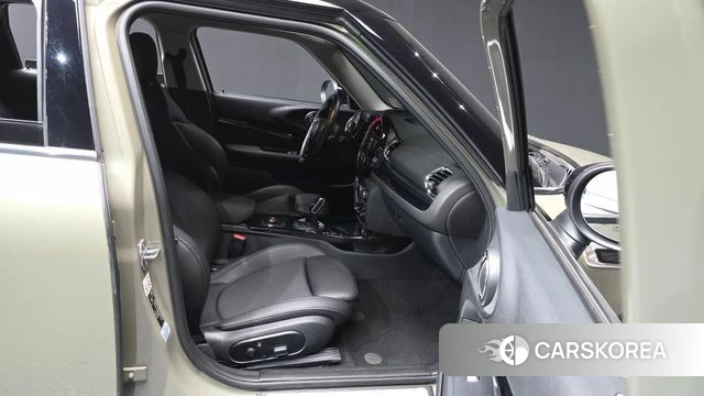 Mini Cooper Clubman 2019 Светло-зеленый из Кореи, фото 2