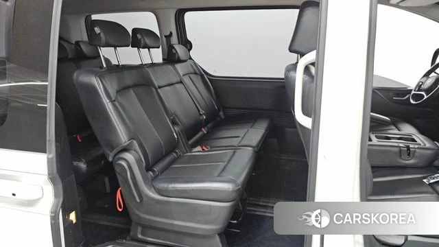 Hyundai Staria 2022 Белый из Кореи, фото 2