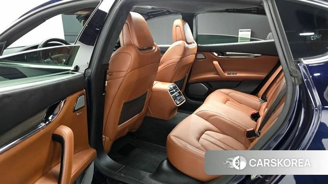 Maserati Quattroporte id 5048466 из Кореи 2