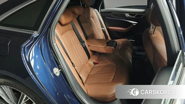 Audi A6 (C8) 2021 Синий из Кореи, фото 2