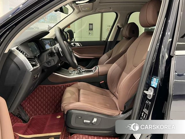 BMW X5 2021 Черный из Китая, фото 2