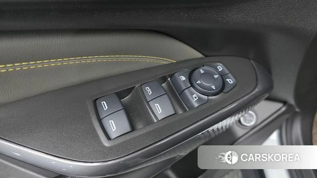 Chevrolet (GM Daewoo) Trax Crossover 2023 Белый из Кореи, фото 2